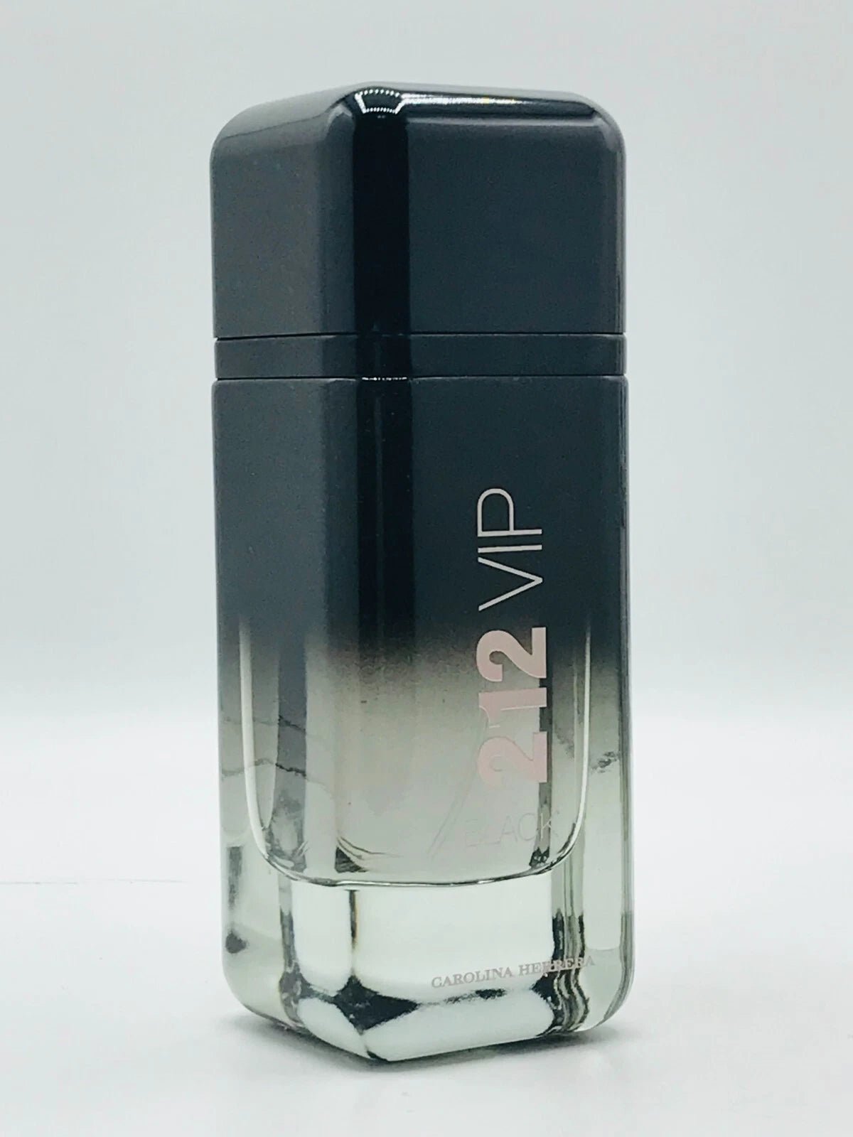 Carolina Herrera 212 VIP Black Eau de Parfum